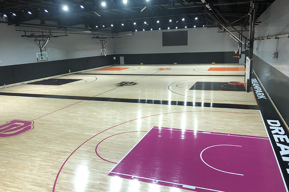 成都DP篮球中心  